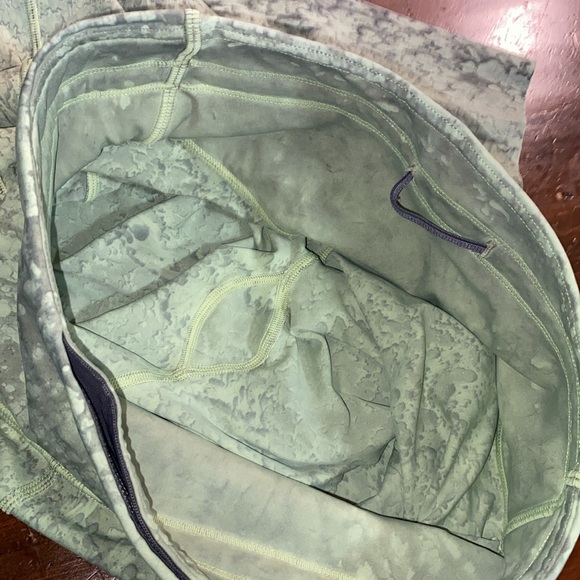 NEW LULULEMON FULL LENGTH HIGH WAISTED YOGA PANTS🍋 - Picture 16 of 16